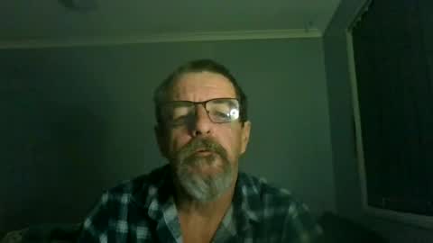 Snapshot of maximus_oreally chatting on July 4, 11:11 pm Max online show from July 4, 11:11 pm