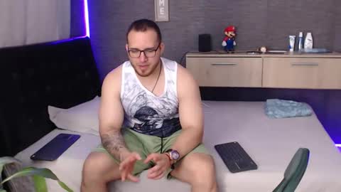 Snapshot of maximussantorini chatting on June 7, 7:06 pm maximus online show from June 7, 7:06 pm
