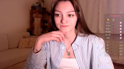 Snapshot of maxinele chatting on January 19, 1:26 pm Maxine online show from January 19, 1:26 pm