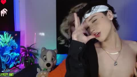Snapshot of maxiy_001 chatting on January 23, 4:41 am Max online show from January 23, 4:41 am