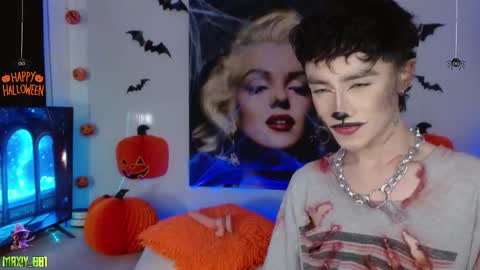 Snapshot of maxiy_001 chatting on October 4, 4:32 am Max online show from October 4, 4:32 am