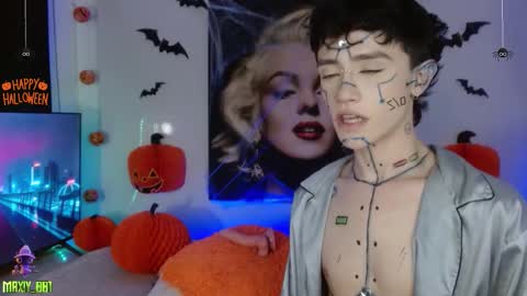 Snapshot of maxiy_001 chatting on October 13, 1:16 am Max online show from October 13, 1:16 am