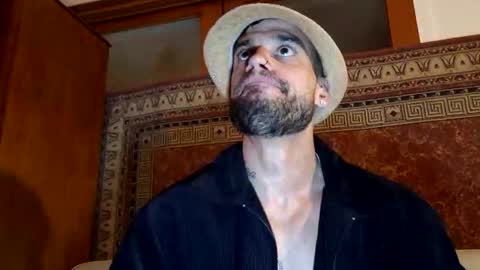 Snapshot of maxpac_rocco chatting on September 10, 12:32 am Luca Dominus online show from September 10, 12:32 am