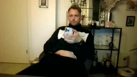 maxirodrig online show from February 1, 6:51 pm