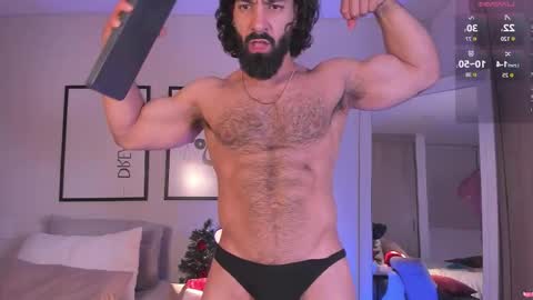 Max online show from December 20, 12:51 am