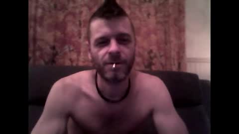 Snapshot of maxthewolf chatting on November 10, 9:47 pm MaxTheWolf online show from November 10, 9:47 pm