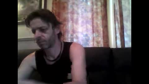 Snapshot of maxthewolf chatting on May 18, 11:10 pm MaxTheWolf online show from May 18, 11:10 pm