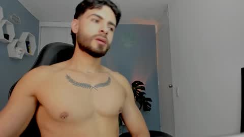 Maxi online show from March 12, 11:55 pm