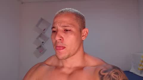 Max online show from January 11, 2:38 am