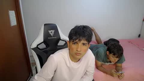 MAX  DAN online show from March 3, 3:23 am