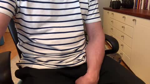 Max online show from February 10, 12:50 pm