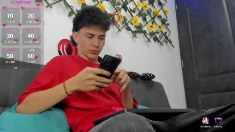 Max online show from February 10, 3:21 am