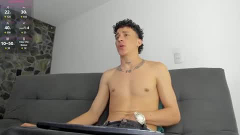 Snapshot of maxxx_bigcock chatting on July 16, 2:50 am Max online show from July 16, 2:50 am