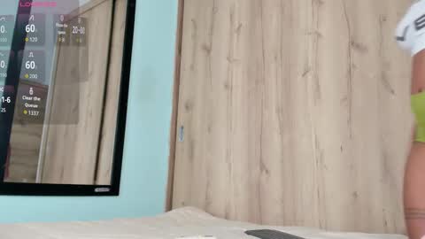 Snapshot of maya__fox chatting on March 20, 10:25 pm OF mayitta19 online show from March 20, 10:25 pm