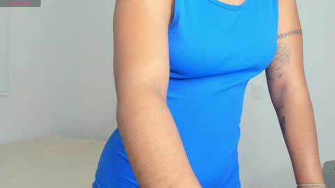 Snapshot of maya__fox chatting on May 5, 12:29 am OF mayitta19 online show from May 5, 12:29 am