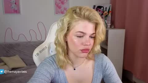 Maya online show from March 1, 3:19 am