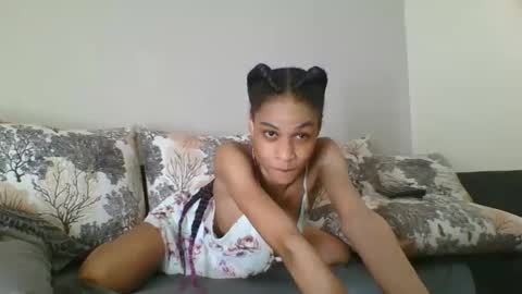 maya online show from October 16, 2:18 pm