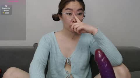 maya_kumashiro online show from May 14, 8:15 pm