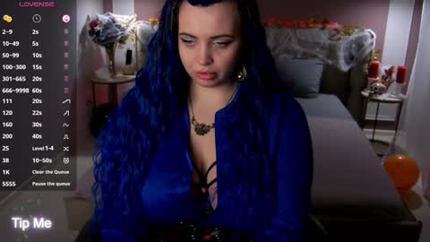 Maya Mils online show from November 4, 1:16 am