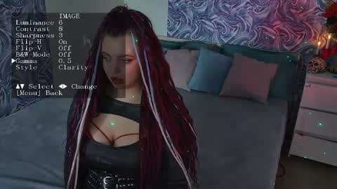 Snapshot of maya_mils chatting on May 19, 1:56 am Maya Mils online show from May 19, 1:56 am