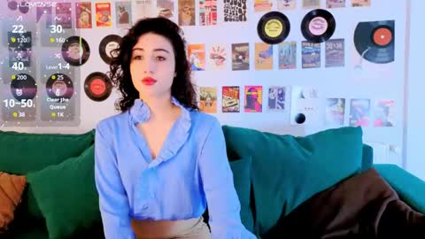 Snapshot of maya_rogerss chatting on April 23, 2:41 pm Maya online show from April 23, 2:41 pm