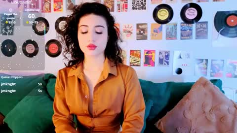 Snapshot of maya_rogerss chatting on April 24, 2:52 pm Maya online show from April 24, 2:52 pm