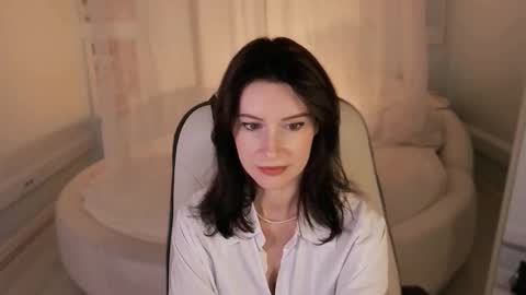 Maya  Follow me online show from October 23, 10:03 am