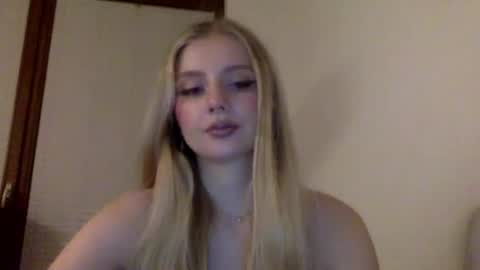 mayaflirt online show from April 21, 8:55 pm