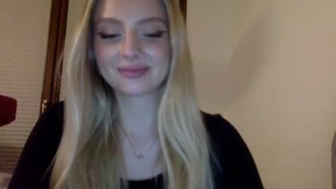 Snapshot of mayaflirt chatting on April 29, 8:26 pm mayaflirt online show from April 29, 8:26 pm
