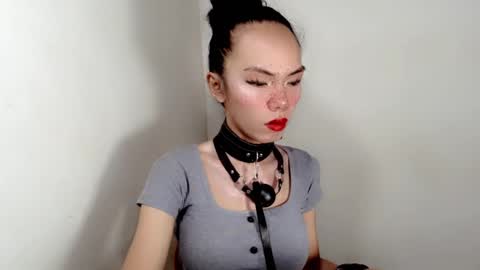 Snapshot of mayamint chatting on October 27, 9:24 am mayamint online show from October 27, 9:24 am