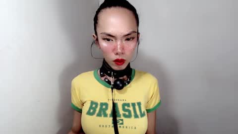 Snapshot of mayamint chatting on October 28, 10:56 pm mayamint online show from October 28, 10:56 pm