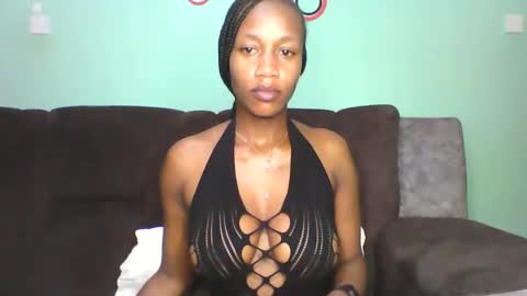 prettydoll online show from April 4, 6:33 am