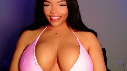 MayBabi online show from March 13, 11:28 am