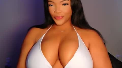 MayBabi online show from April 7, 4:51 pm