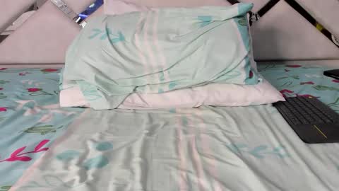 Maybelline69 online show from February 3, 6:40 am