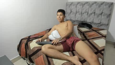 Mayky... online show from April 5, 7:11 pm