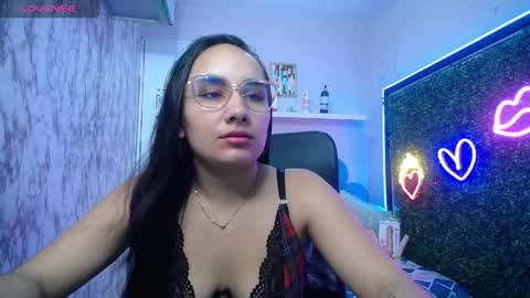 Snapshot of maylin_hornyy19 chatting on May 3, 7:09 pm Maylin online show from May 3, 7:09 pm