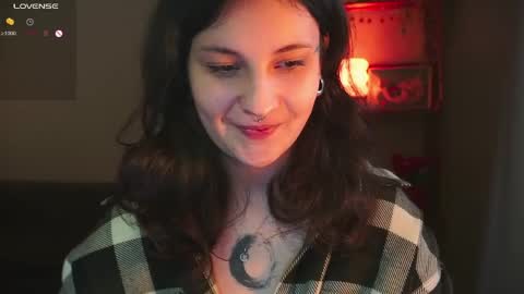 Snapshot of maymary_ chatting on May 27, 5:37 am Mary . online show from May 27, 5:37 am