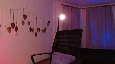 mayrumey online show from April 12, 4:56 pm