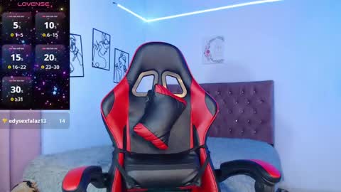 Snapshot of mayte_girls__ chatting on December 4, 1:14 am mayte online show from December 4, 1:14 am