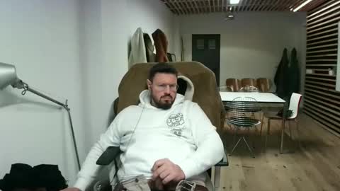 Snapshot of maythe4bwu chatting on February 3, 5:14 pm maythe4bwu online show from February 3, 5:14 pm