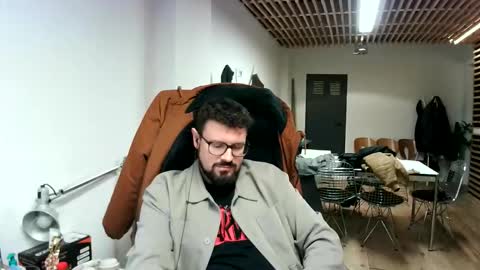 Snapshot of maythe4bwu chatting on October 29, 1:08 am maythe4bwu online show from October 29, 1:08 am