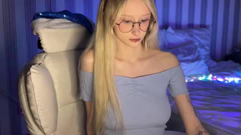 mayvi_cold online show from January 15, 7:06 pm