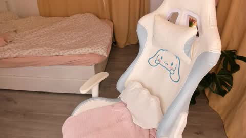  Mila  online show from March 10, 7:24 am