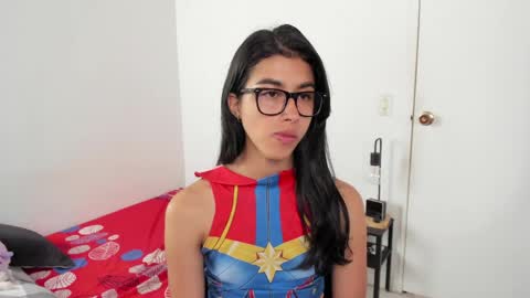 Snapshot of mazikeen_18 chatting on May 6, 12:54 pm mazikeen_18 online show from May 6, 12:54 pm