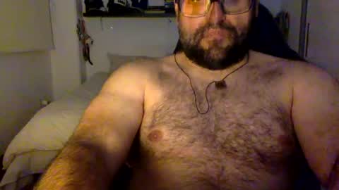 Snapshot of mbotve chatting on July 17, 5:03 am VzlaMan online show from July 17, 5:03 am