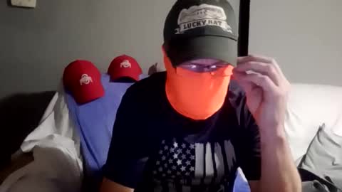 Snapshot of mcfly1973 chatting on December 24, 6:44 am mcfly1973 online show from December 24, 6:44 am