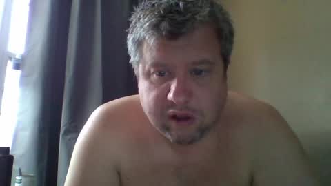 Snapshot of mckhero chatting on April 1, 2:58 pm Sean online show from April 1, 2:58 pm