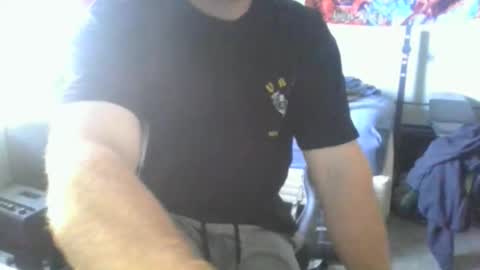 Snapshot of md3211 chatting on March 29, 8:31 pm md3211 online show from March 29, 8:31 pm