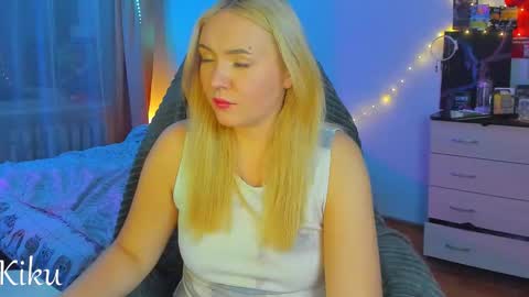 Snapshot of mdaluna chatting on October 17, 8:44 pm Kiku online show from October 17, 8:44 pm